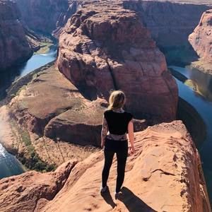 Meet your Posher, Jenn